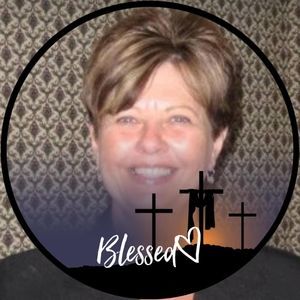 Meet your Posher, Sandy